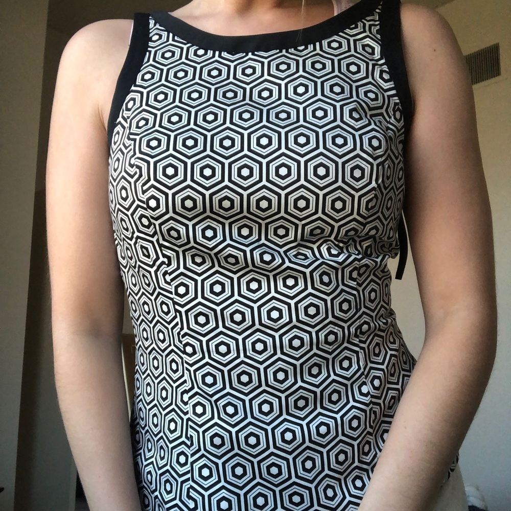 Geometric print business casual top